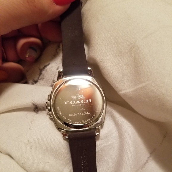 Coach Watch - Picture 3 of 3